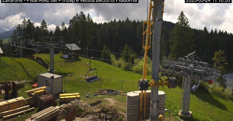 Webcam Lavarone - Pista Avez- seggiovia Lagh.