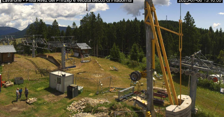 Webcam Lavarone - Pista Avez- seggiovia Lagh.