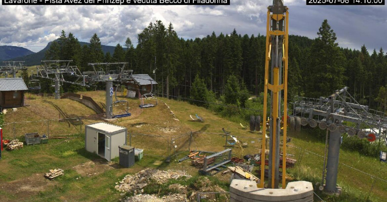 Webcam Lavarone - Pista Avez- seggiovia Lagh.