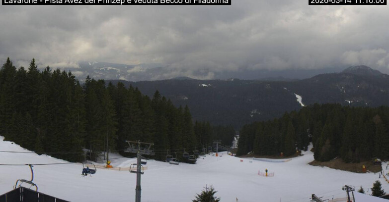 Webcam Lavarone - Pista Avez- seggiovia Lagh.