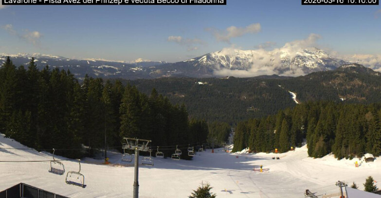 Webcam Ski area Lavarone - Pista Avez- seggiovia Lagh.