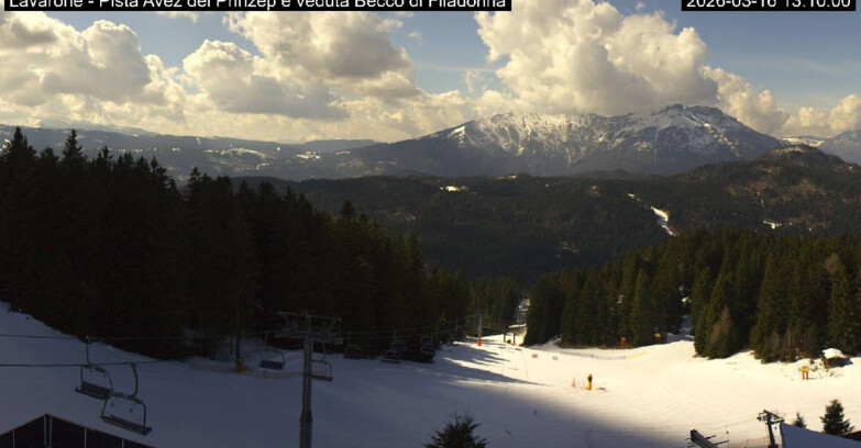 Webcam Ski area Lavarone - Pista Avez- seggiovia Lagh.