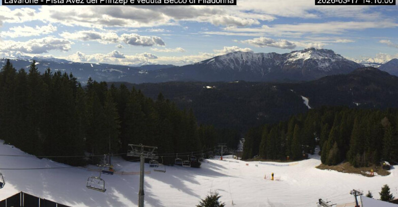 Webcam Lavarone - Pista Avez- seggiovia Lagh.