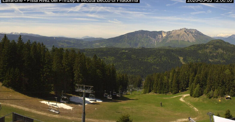 Webcam Lavarone Skigegiet - Pista Avez- seggiovia Lagh.
