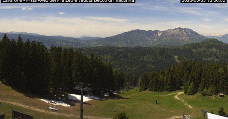 Webcam Lavarone Skigegiet - Pista Avez- seggiovia Lagh.