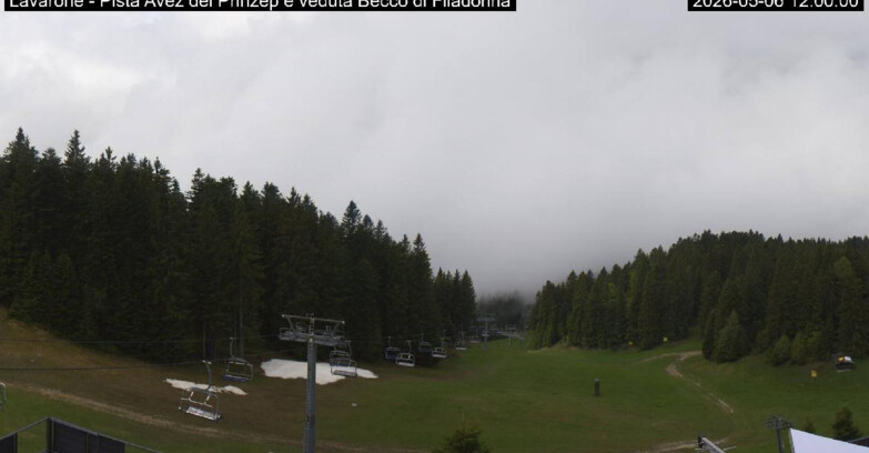 Webcam Лавароне  - Pista Avez- seggiovia Lagh.