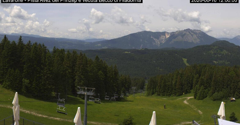 Webcam Lavarone - Pista Avez- seggiovia Lagh.