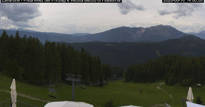 Webcam Lavarone - Pista Avez- seggiovia Lagh.