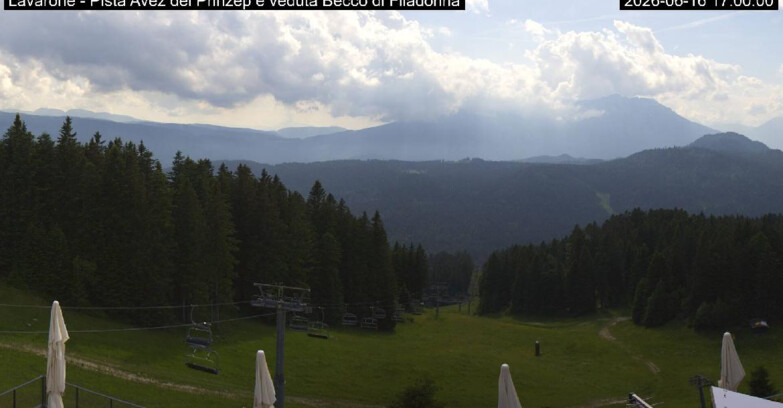 Webcam Lavarone - Pista Avez- seggiovia Lagh.