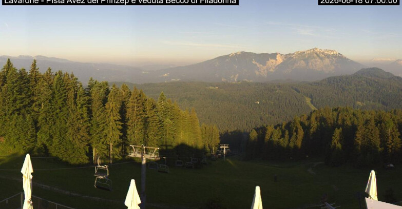 Webcam Ski area Lavarone - Pista Avez- seggiovia Lagh.