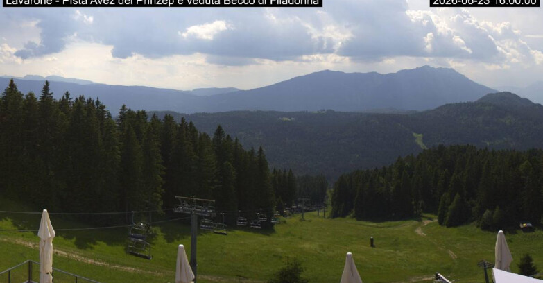 Webcam Ski Area Lavarone  - Pista Avez- seggiovia Lagh.