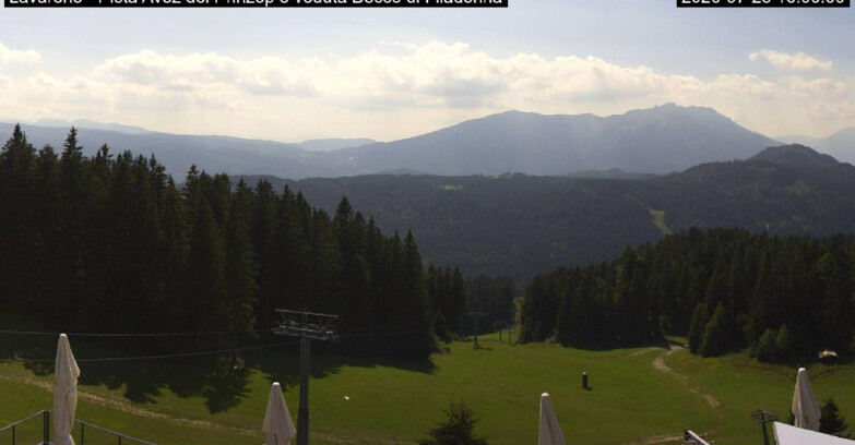 Webcam Ski area Lavarone - Pista Avez- seggiovia Lagh.