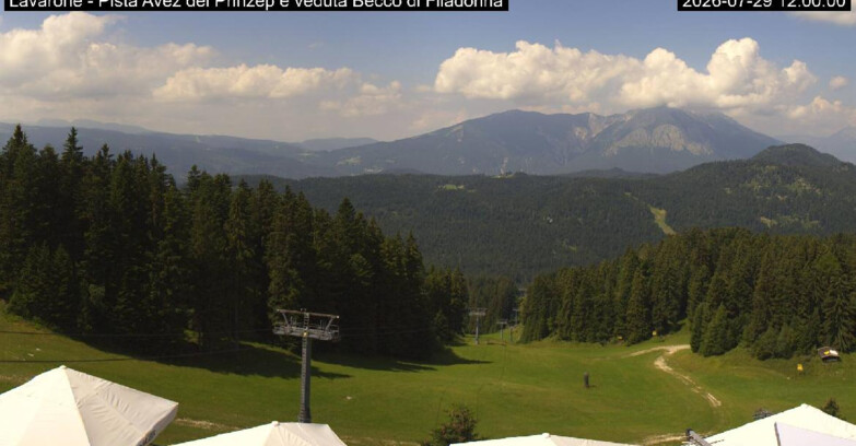 Webcam Lavarone Skigegiet - Pista Avez- seggiovia Lagh.