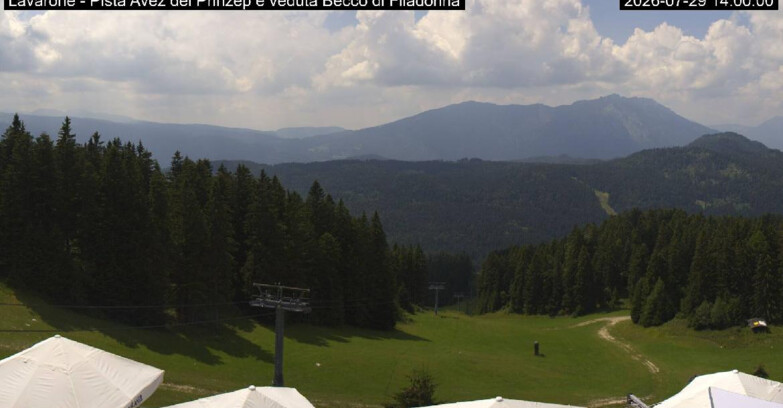 Webcam Lavarone Skigegiet - Pista Avez- seggiovia Lagh.