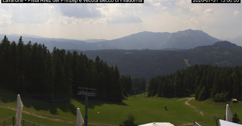Webcam Лавароне  - Pista Avez- seggiovia Lagh.