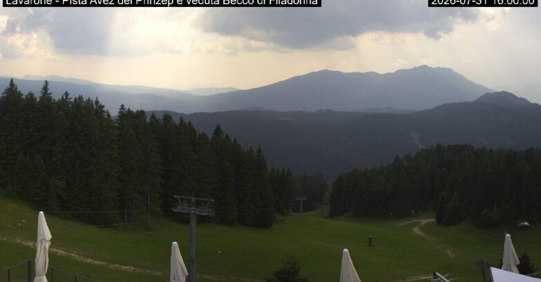 Webcam Лавароне  - Pista Avez- seggiovia Lagh.