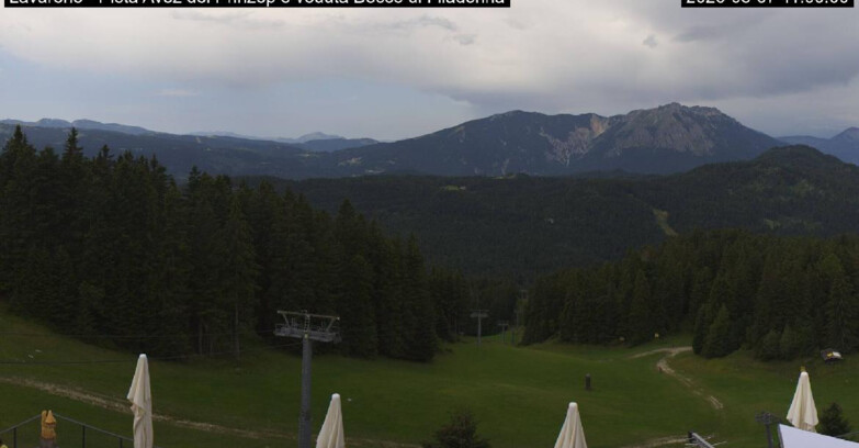 Webcam Lavarone Skigegiet - Pista Avez- seggiovia Lagh.