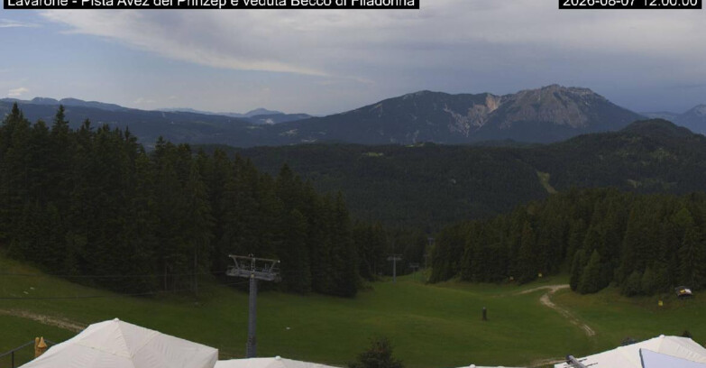 Webcam Lavarone Skigegiet - Pista Avez- seggiovia Lagh.