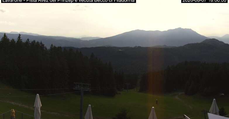 Webcam Lavarone Skigegiet - Pista Avez- seggiovia Lagh.