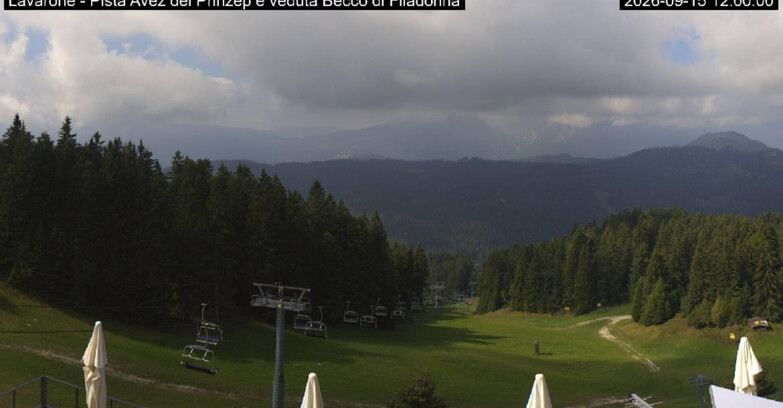 Webcam Lavarone - Pista Avez- seggiovia Lagh.
