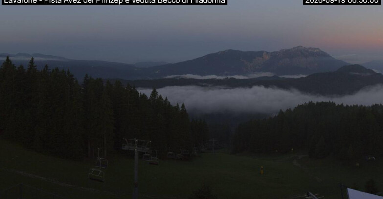 Webcam Lavarone Skigegiet - Pista Avez- seggiovia Lagh.