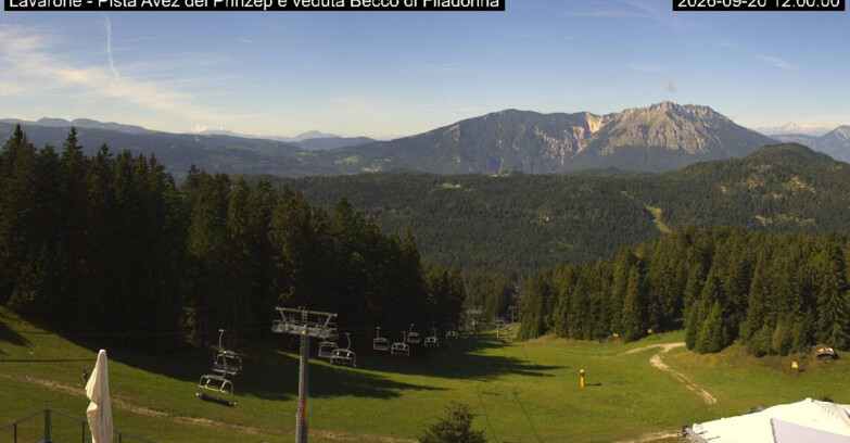 Webcam Ski area Lavarone - Pista Avez- seggiovia Lagh.