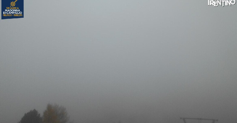 Webcam Folgarida-Marilleva  (Skiarea Campiglio Dolomiti di Brenta - Val di Sole Val Rendena) - Nuova Seggiovia Vigo Webcam Folgarida-Marilleva  (Skiarea Campiglio Dolomiti di Brenta - Val di Sole Val Rendena) - Nuova Seggiovia Vigo