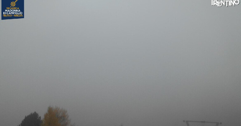 Webcam Folgarida-Marilleva  (Skiarea Campiglio Dolomiti di Brenta - Val di Sole Val Rendena) - Nuova Seggiovia Vigo Webcam Folgarida-Marilleva  (Skiarea Campiglio Dolomiti di Brenta - Val di Sole Val Rendena) - Nuova Seggiovia Vigo