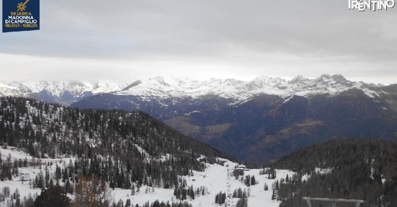 Webcam Ski area Campiglio Dolomiti di Brenta Val di Sole Val Rendena - Nuova Seggiovia Vigo