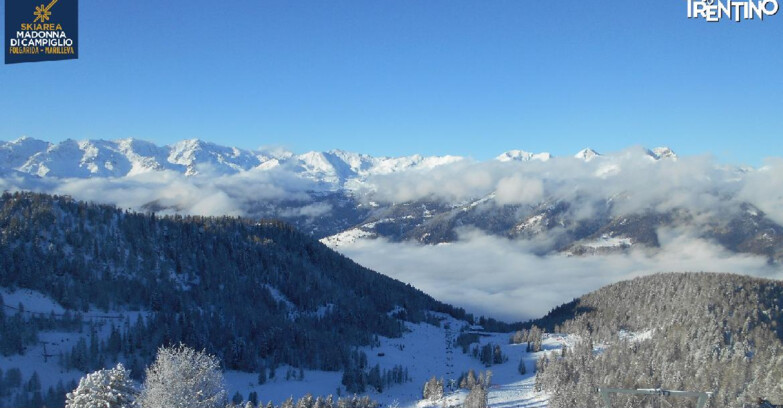 Webcam Folgarida-Marilleva  (Skiarea Campiglio Dolomiti di Brenta - Val di Sole Val Rendena) - Nuova Seggiovia Vigo