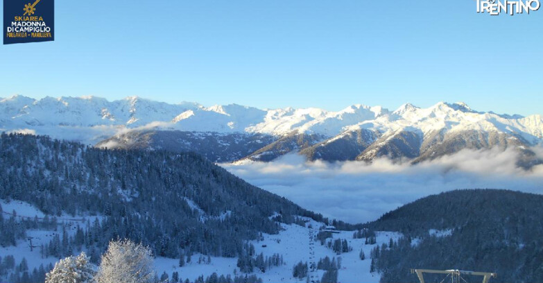 Webcam Folgarida-Marilleva  (Skiarea Campiglio Dolomiti di Brenta - Val di Sole Val Rendena) - Nuova Seggiovia Vigo