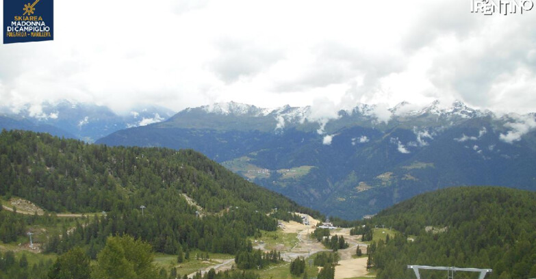 Webcam Folgarida-Marilleva  (Skiarea Campiglio Dolomiti di Brenta - Val di Sole Val Rendena) - Nuova Seggiovia Vigo