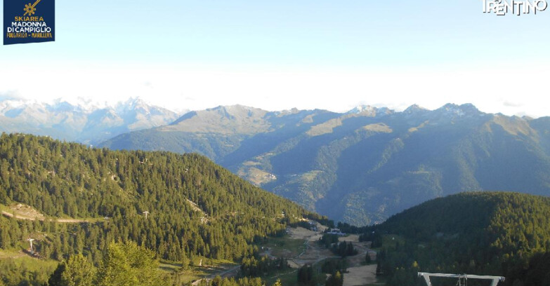Webcam Folgarida-Marilleva  (Skiarea Campiglio Dolomiti di Brenta - Val di Sole Val Rendena) - Nuova Seggiovia Vigo