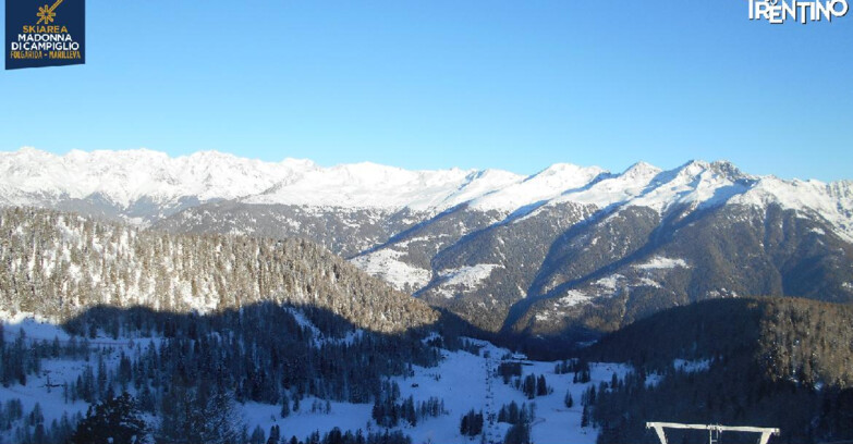 Webcam Folgarida-Marilleva  (Skiarea Campiglio Dolomiti di Brenta - Val di Sole Val Rendena) - Nuova Seggiovia Vigo