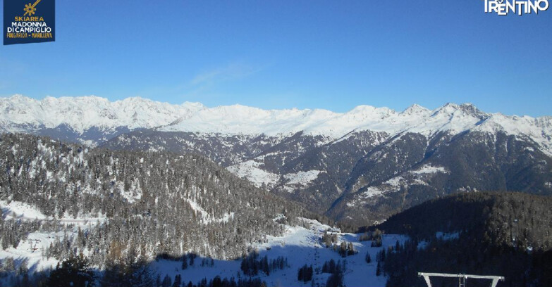 Webcam Folgarida-Marilleva  (Skiarea Campiglio Dolomiti di Brenta - Val di Sole Val Rendena) - Nuova Seggiovia Vigo