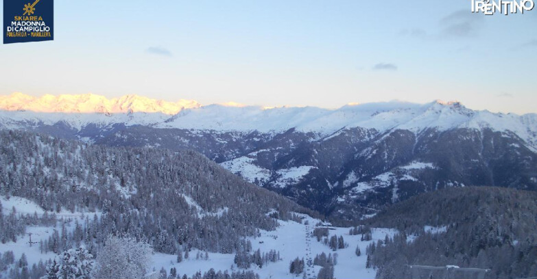Webcam Skiarea Campiglio Dolomiti di Brenta Val di Sole Val Rendena - Nuova Seggiovia Vigo