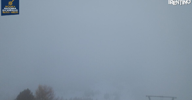 Webcam Folgarida-Marilleva  (Skiarea Campiglio Dolomiti di Brenta - Val di Sole Val Rendena) - Nuova Seggiovia Vigo