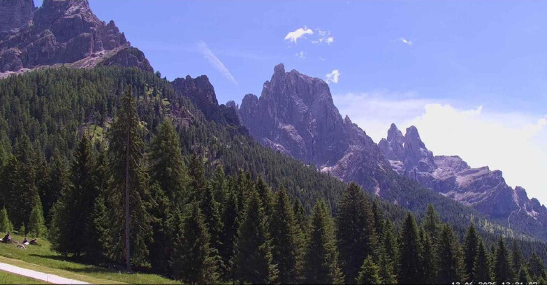 Webcam San Martino di Castrozza - Passo Rolle  - Le Pale di San Martino