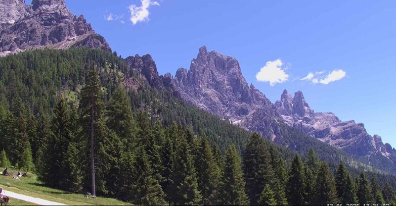 Webcam San Martino di Castrozza - Passo Rolle  - Le Pale di San Martino