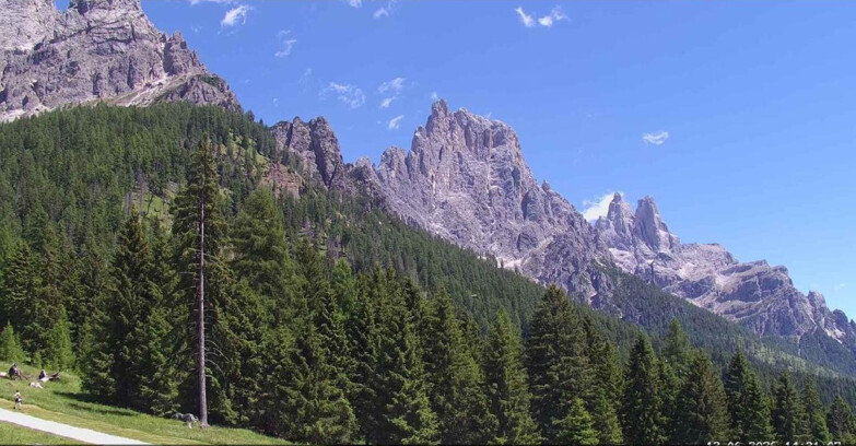 Webcam San Martino di Castrozza - Passo Rolle  - Le Pale di San Martino