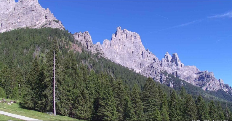 Webcam San Martino di Castrozza - Passo Rolle  - Le Pale di San Martino