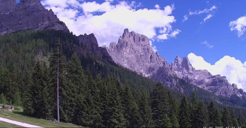 Webcam San Martino di Castrozza - Passo Rolle - Le Pale di San Martino