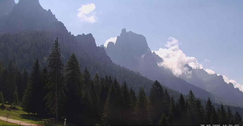 Webcam San Martino di Castrozza - Passo Rolle  - Le Pale di San Martino