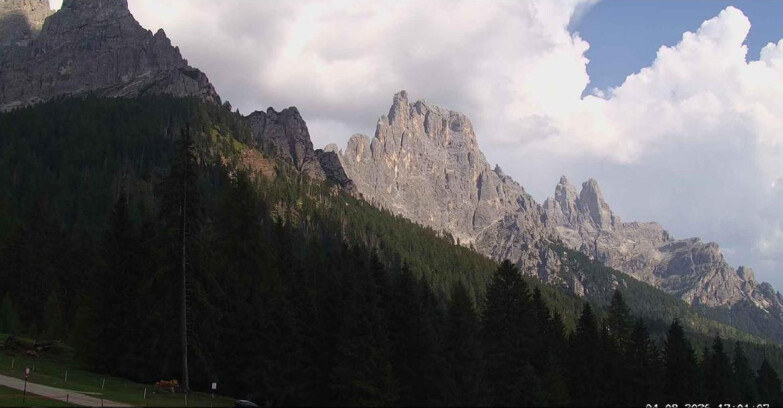 Webcam San Martino di Castrozza - Passo Rolle - Le Pale di San Martino