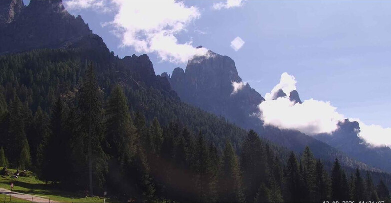 Webcam San Martino di Castrozza - Passo Rolle  - Le Pale di San Martino