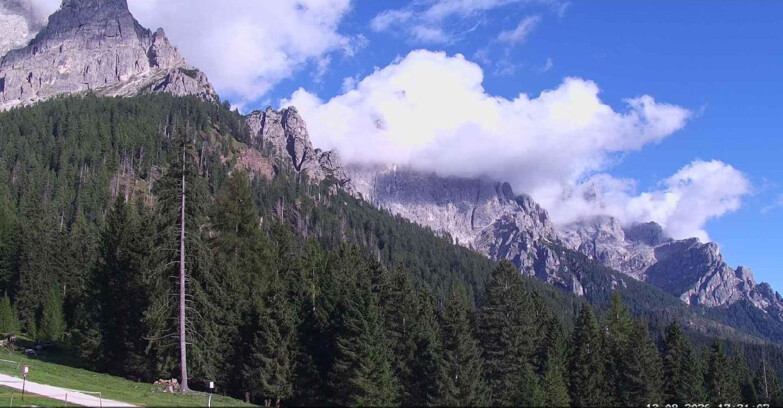 Webcam San Martino di Castrozza - Passo Rolle  - Le Pale di San Martino