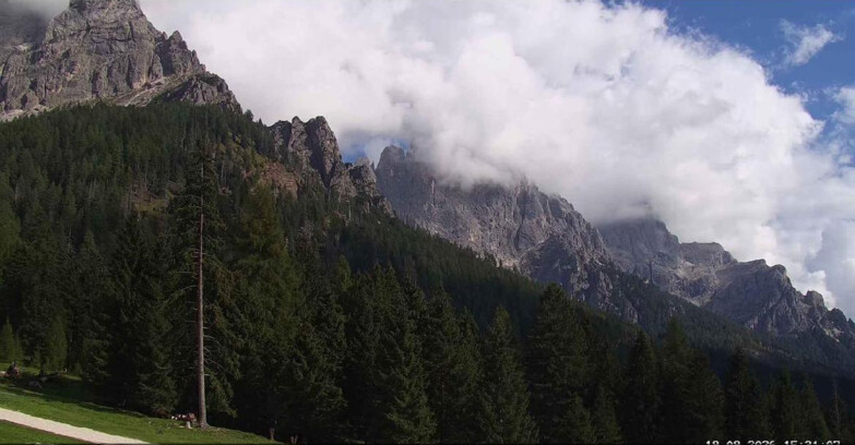 Webcam San Martino di Castrozza - Passo Rolle - Le Pale di San Martino