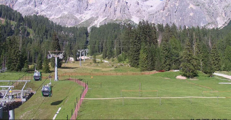 Webcam San Martino di Castrozza - Passo Rolle  - Pista Col Verde