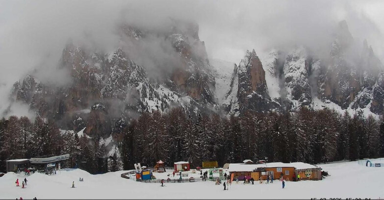 Webcam Vigo di Fassa-Pera-Ciampedìe - Vigo - Ciampedie - Baby Park