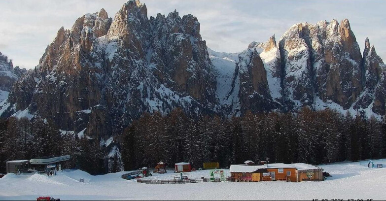 Webcam Vigo di Fassa-Pera-Ciampedìe - Vigo - Ciampedie - Baby Park